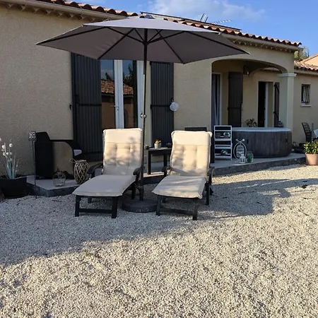 D'hotes Chaleureuse En Drome Provencale Alloggio in famiglia